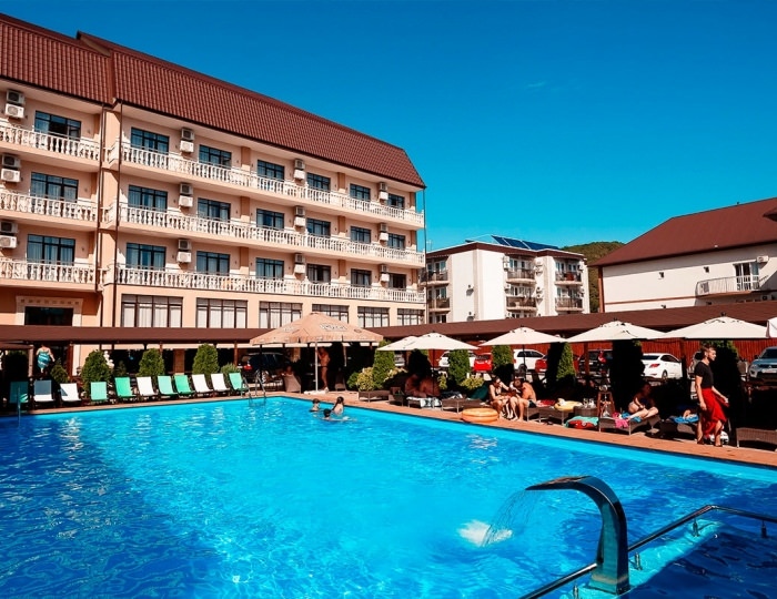 Внешний вид и территория - Отель «Голден Резорт»