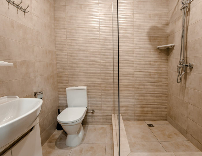 Люкс 4-местный 2 комнатный вид на реку 5 этаж - Отель «Голден Резорт»